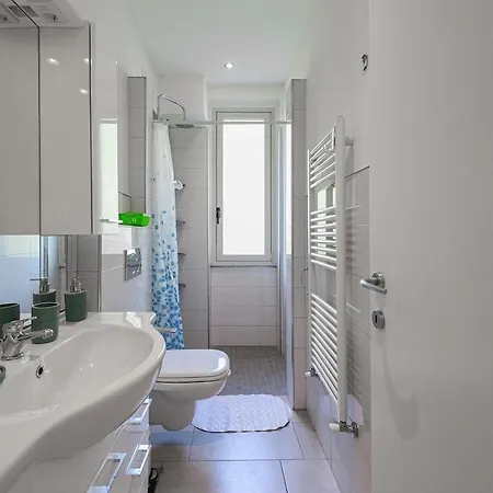 Apartamento Perla Di E Parcheggio Gratuito In Loco Cernobbio