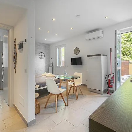 Apartamento Perla Di E Parcheggio Gratuito In Loco